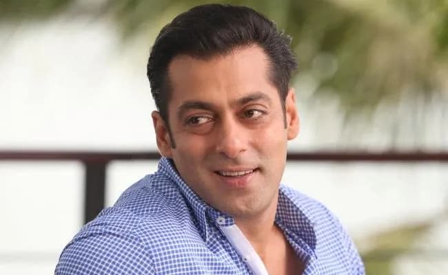 Bollywood Bigwig's Lavish Mansion Steals the Show